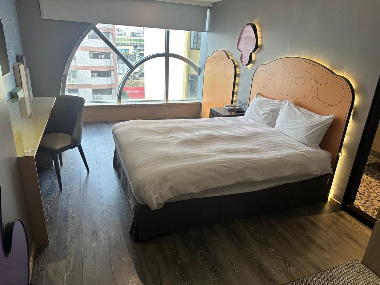 Check Inn Taichung Wenxin Zhongqing Zewnętrze zdjęcie